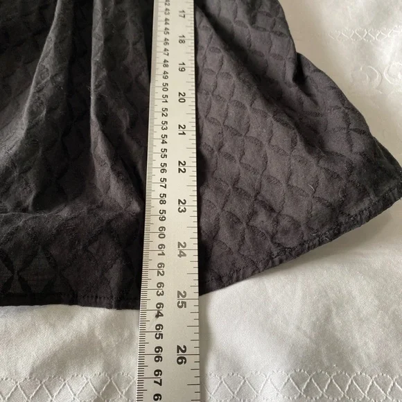 Daytrip Black Textured Blouse - Picture 8 of 9